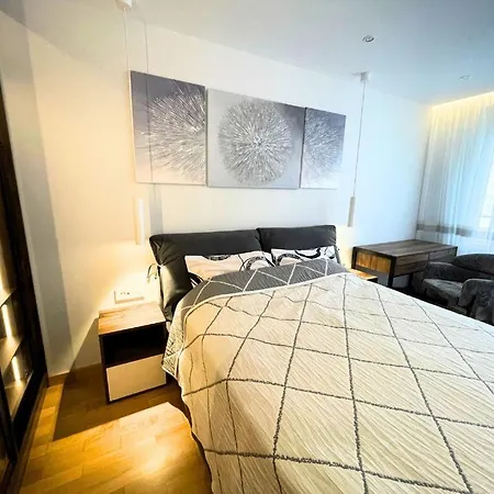 شقة Cozy 1bdr Near Mall And Metro
