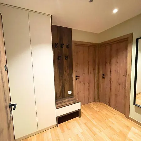 Cozy 1bdr Near Mall And Metro * صوفيا