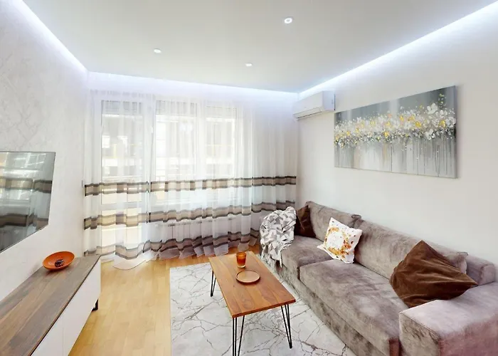 Cozy 1bdr Near Mall And Metro Lejlighed *