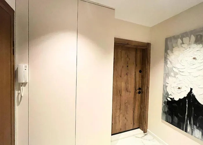 Cozy 1bdr Near Mall And Metro Lejlighed Sofia